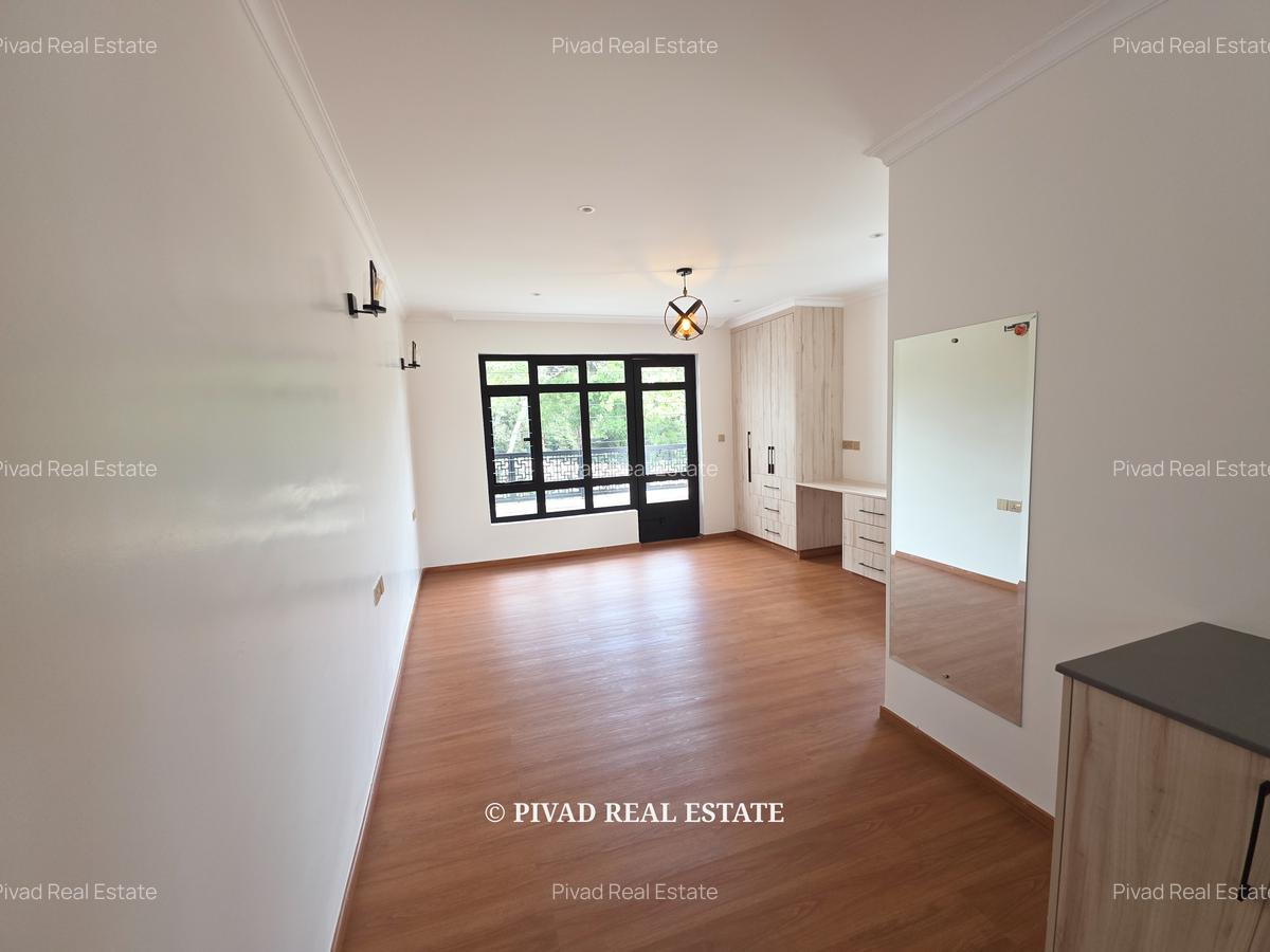 6 Bed House with Garden in Runda - 6