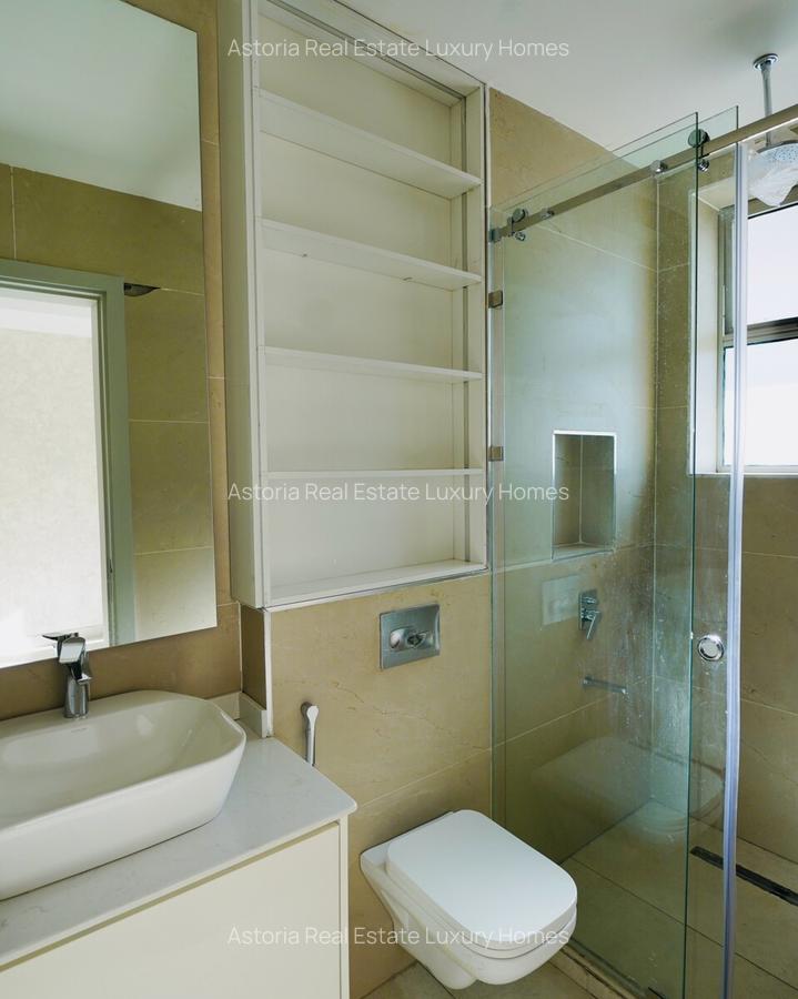 4 Bed Apartment with En Suite at 2026-510 - 17