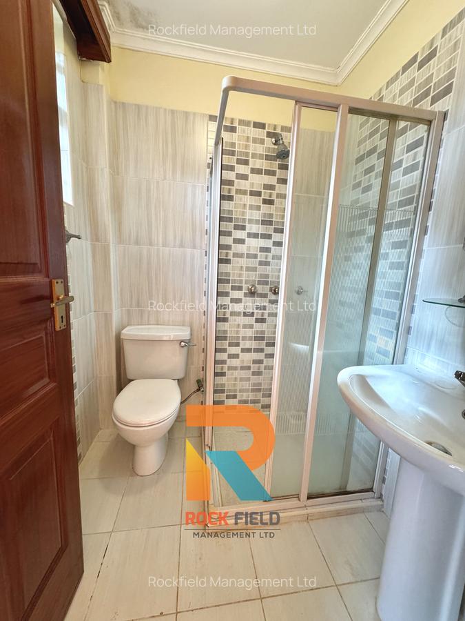 4 Bed Townhouse with En Suite at Redhill Road - 17