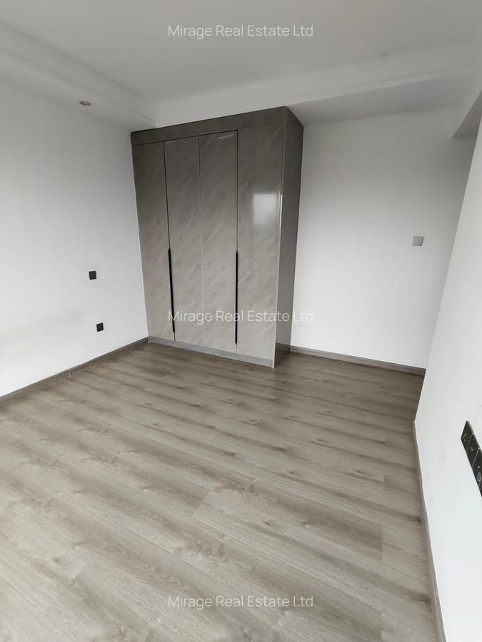 1 Bed Apartment with Gym in Riverside - 6