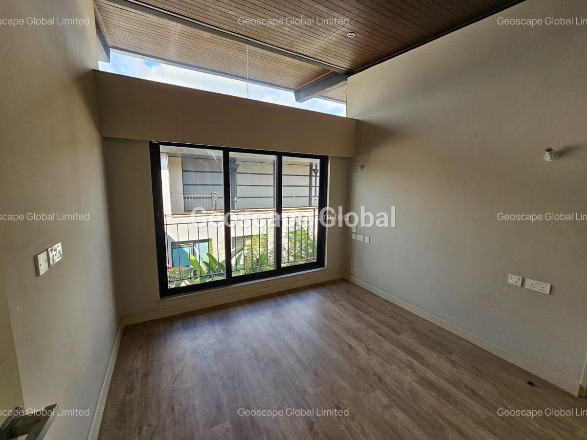 4 Bed Townhouse with En Suite in Runda - 18