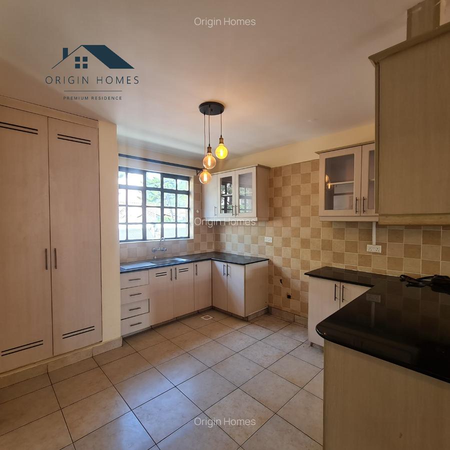 3 Bed Apartment with En Suite at Riverside Drive - 4