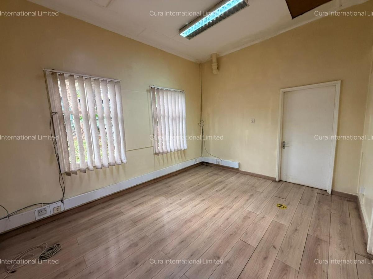 145 ft² Office in Muthaiga - 3