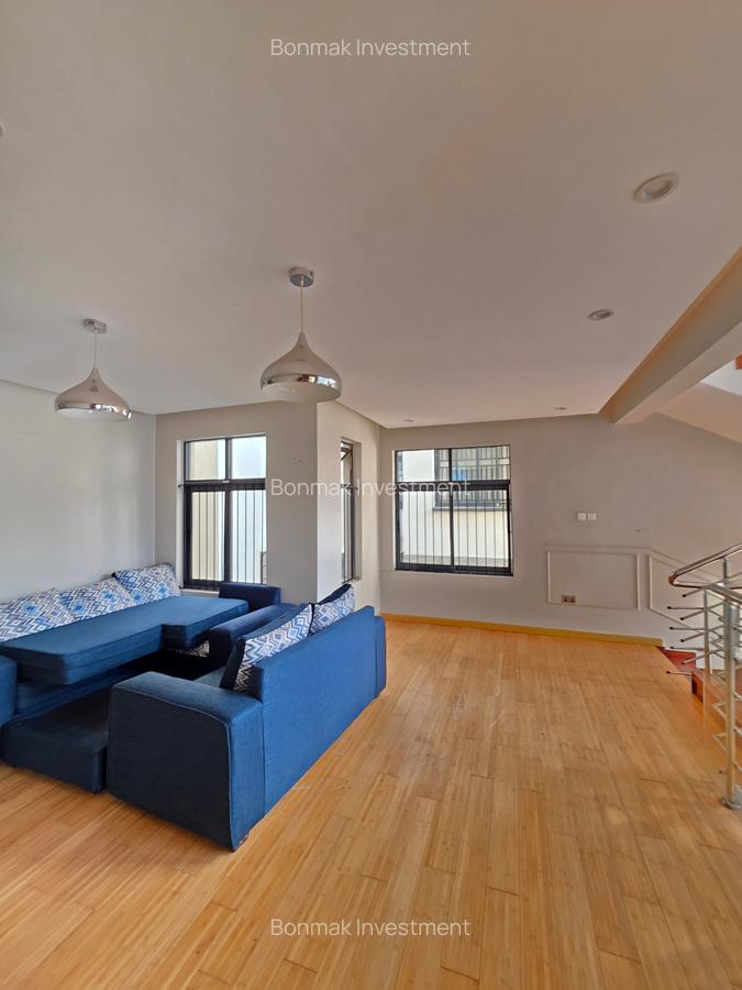 5 Bed Townhouse with En Suite at Lavington Green - 10