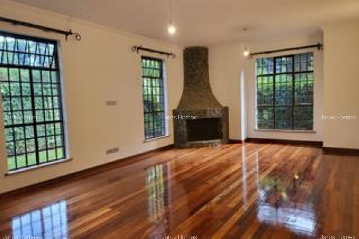 4 Bed Townhouse with En Suite at Peponi Road - 10
