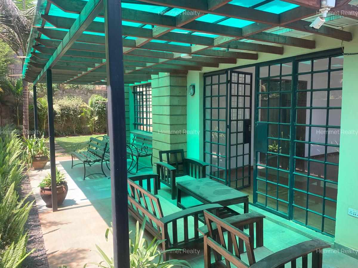 4 Bed Villa with En Suite in Kitisuru - 15