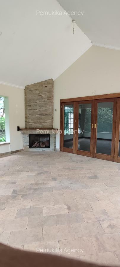 3 Bed House with En Suite at Windyridge - 3