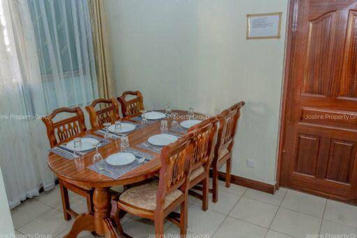 Serviced 3 Bed Apartment with En Suite in Nyali Area - 9