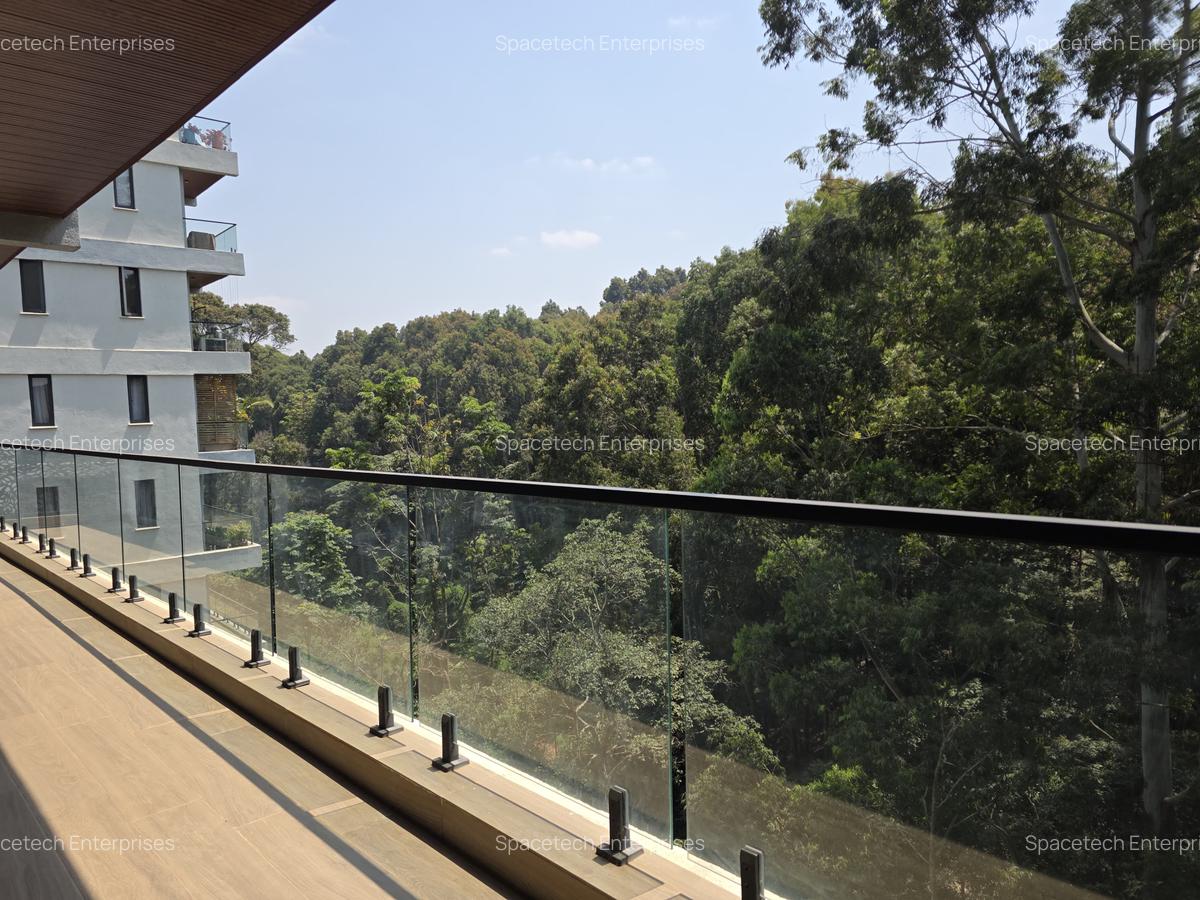 Furnished 4 Bed Apartment with En Suite in Spring Valley - 5
