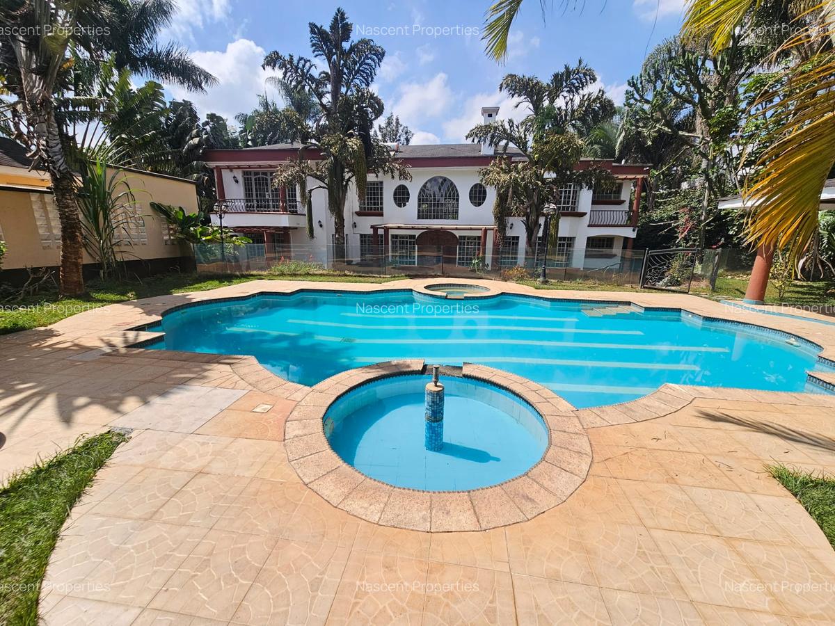5 Bed House with En Suite in Nyari - 2