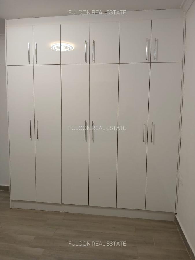 3 Bed Apartment with En Suite in Kilimani - 13