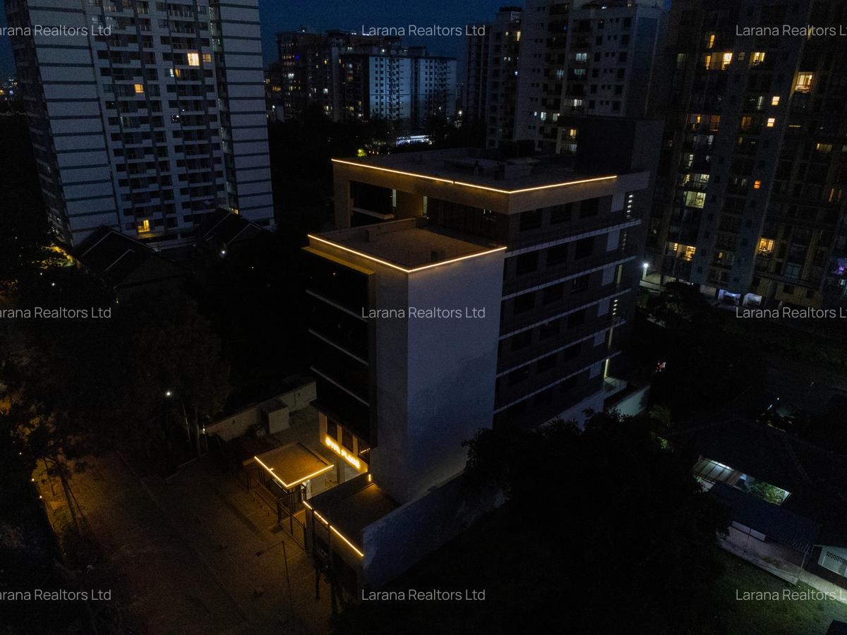 7,000 ft² Office with Backup Generator at George Padmore Rd - 19