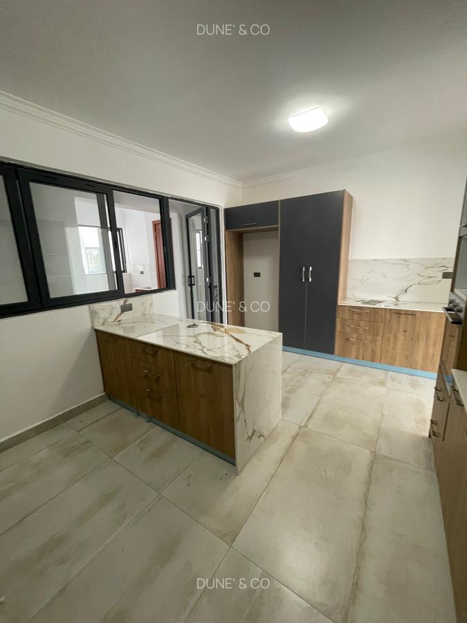 Serviced 3 Bed Apartment with En Suite in Kileleshwa - 8