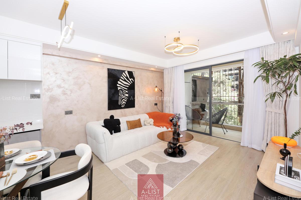 1 Bed Apartment with Swimming Pool at School Lane - 3