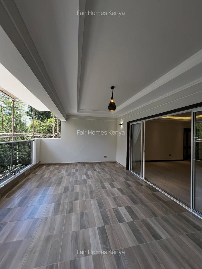 3 Bed Apartment with En Suite at Riverside Drive - 1