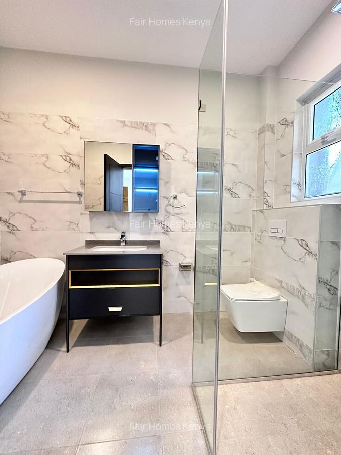 3 Bed Apartment with En Suite at Riverside Drive - 4