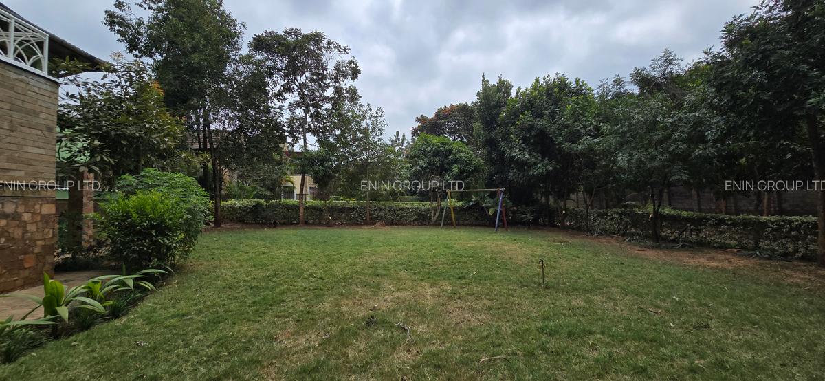 5 Bed Townhouse with En Suite at Runda - 19