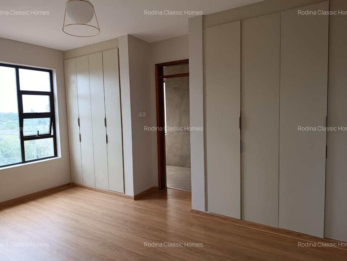 6 Bed Townhouse with En Suite in Karen - 10
