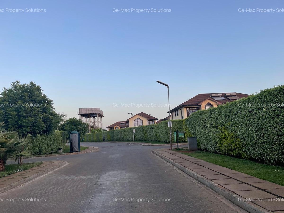 3 Bed House with En Suite at Eden Ville - 1