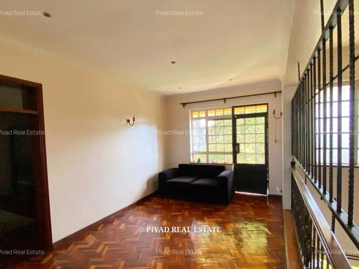 4 Bed Townhouse with Garden in Runda - 10