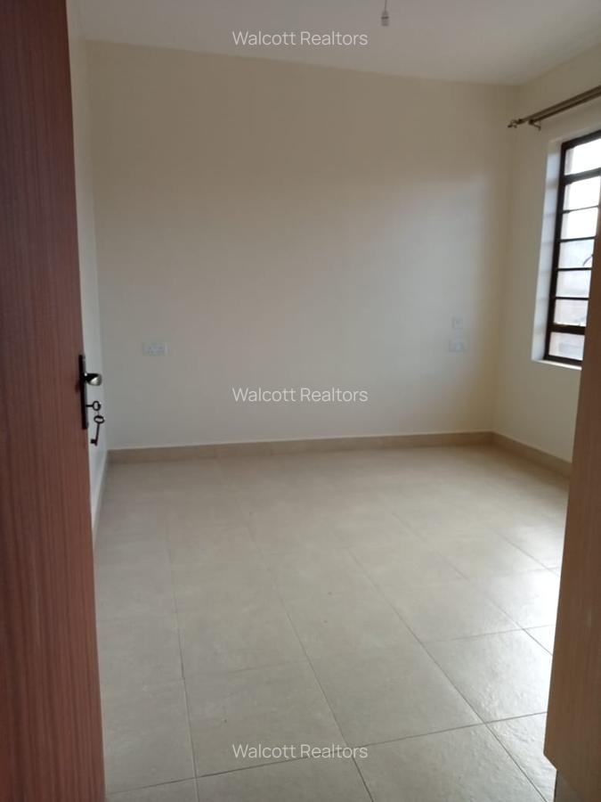 2 Bed Apartment with En Suite in Naivasha Road - 16