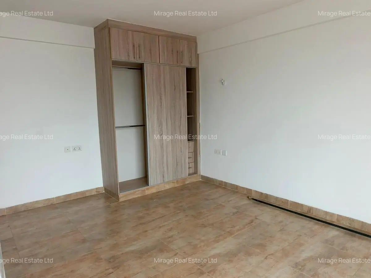 3 Bed Apartment with En Suite in General Mathenge - 16