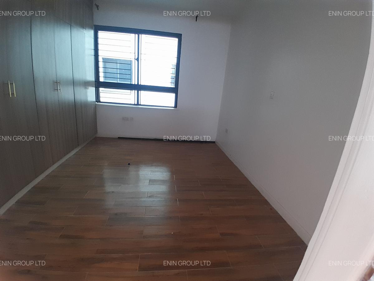 2 Bed Apartment with En Suite in Lavington - 3