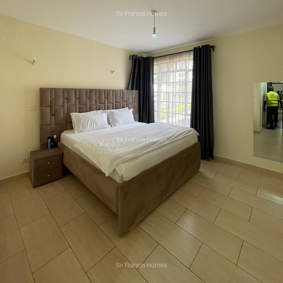 Serviced 2 Bed Apartment with En Suite in Riverside - 5
