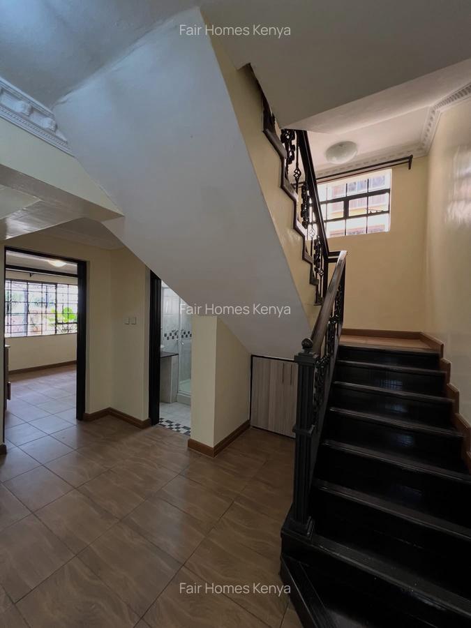 5 Bed Townhouse with En Suite at Convent Drive - 10
