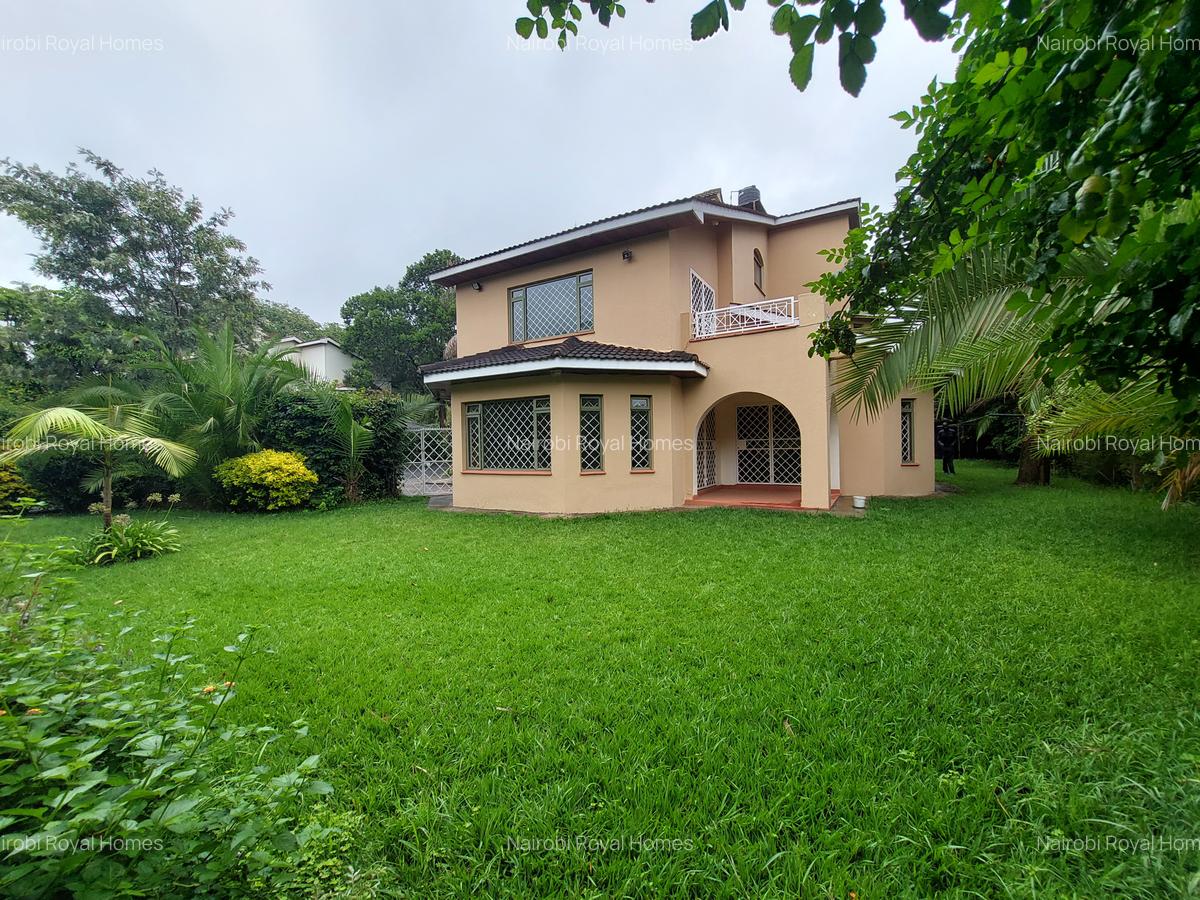 4 Bed Townhouse with En Suite at Lavington Villas - 4