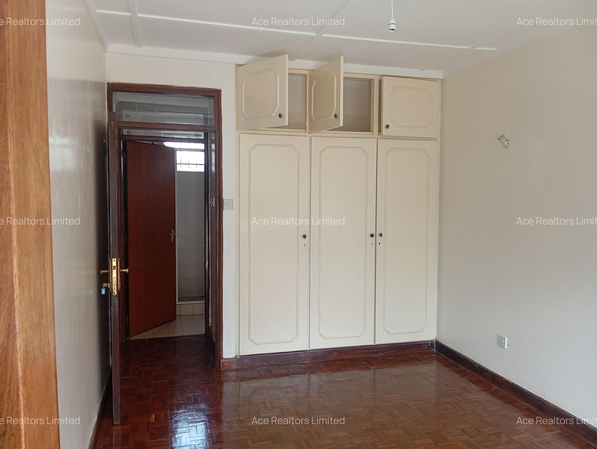 4 Bed Townhouse with En Suite at Laikipia Road - 8