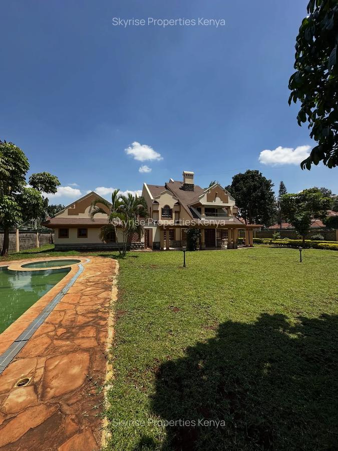5 Bed House with En Suite in Runda - 3