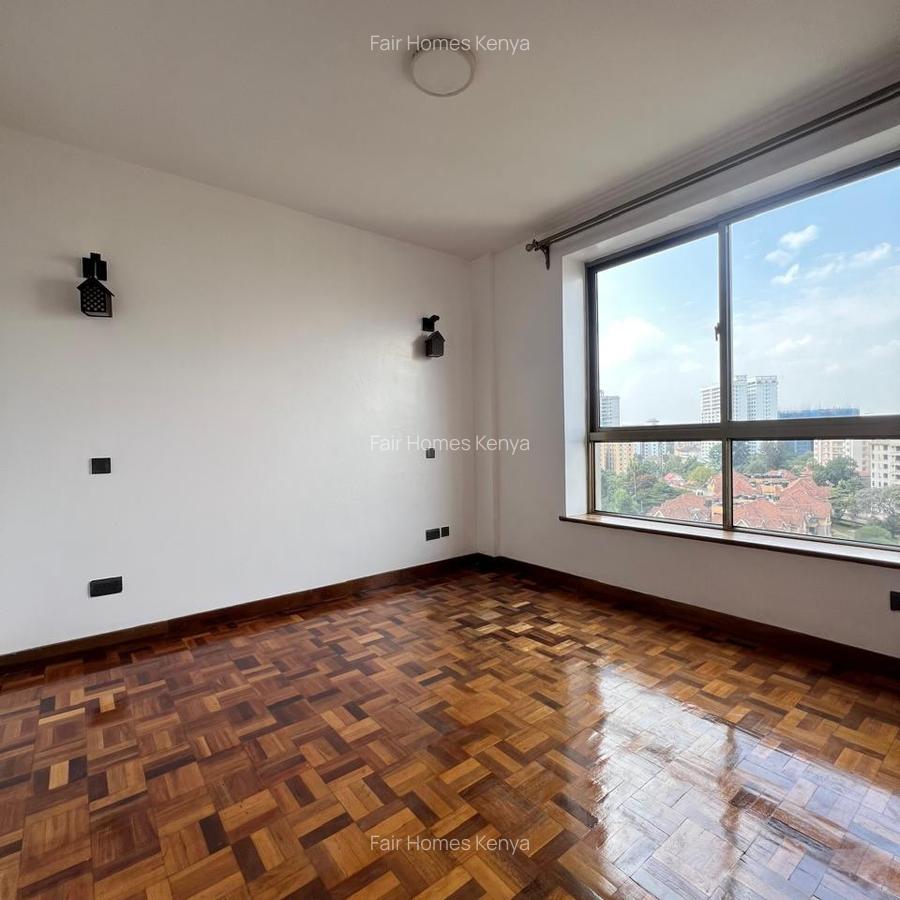 3 Bed Apartment with En Suite at Othaya Road - 14