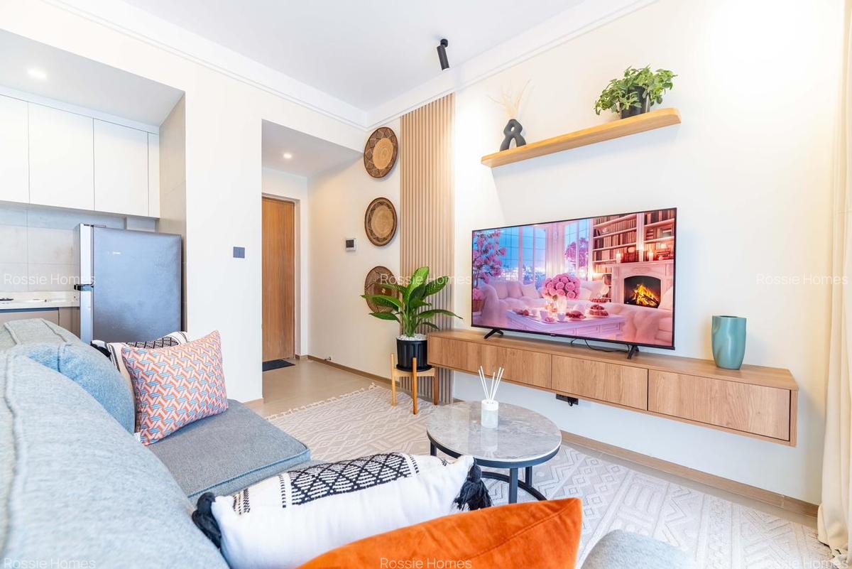 Serviced 1 Bed Apartment with En Suite in Westlands Area - 3
