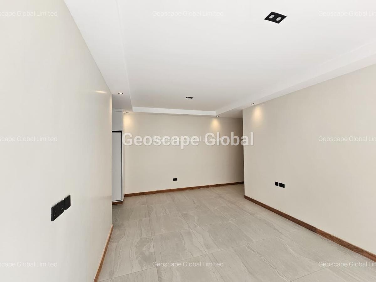 4 Bed Apartment with En Suite in Westlands Area - 6