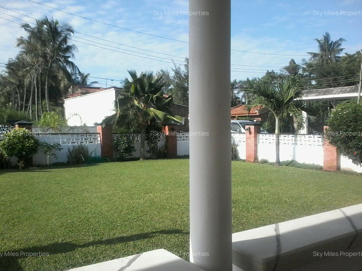 4 Bed Villa with En Suite at Greenwood Nyali - 8