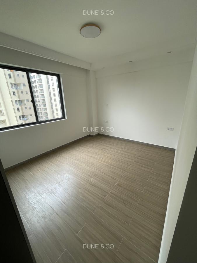 2 Bed Apartment with En Suite in Riverside - 16