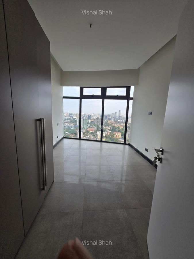 Serviced 2 Bed Apartment with En Suite at Off Raphta Road Wayakiway - 4