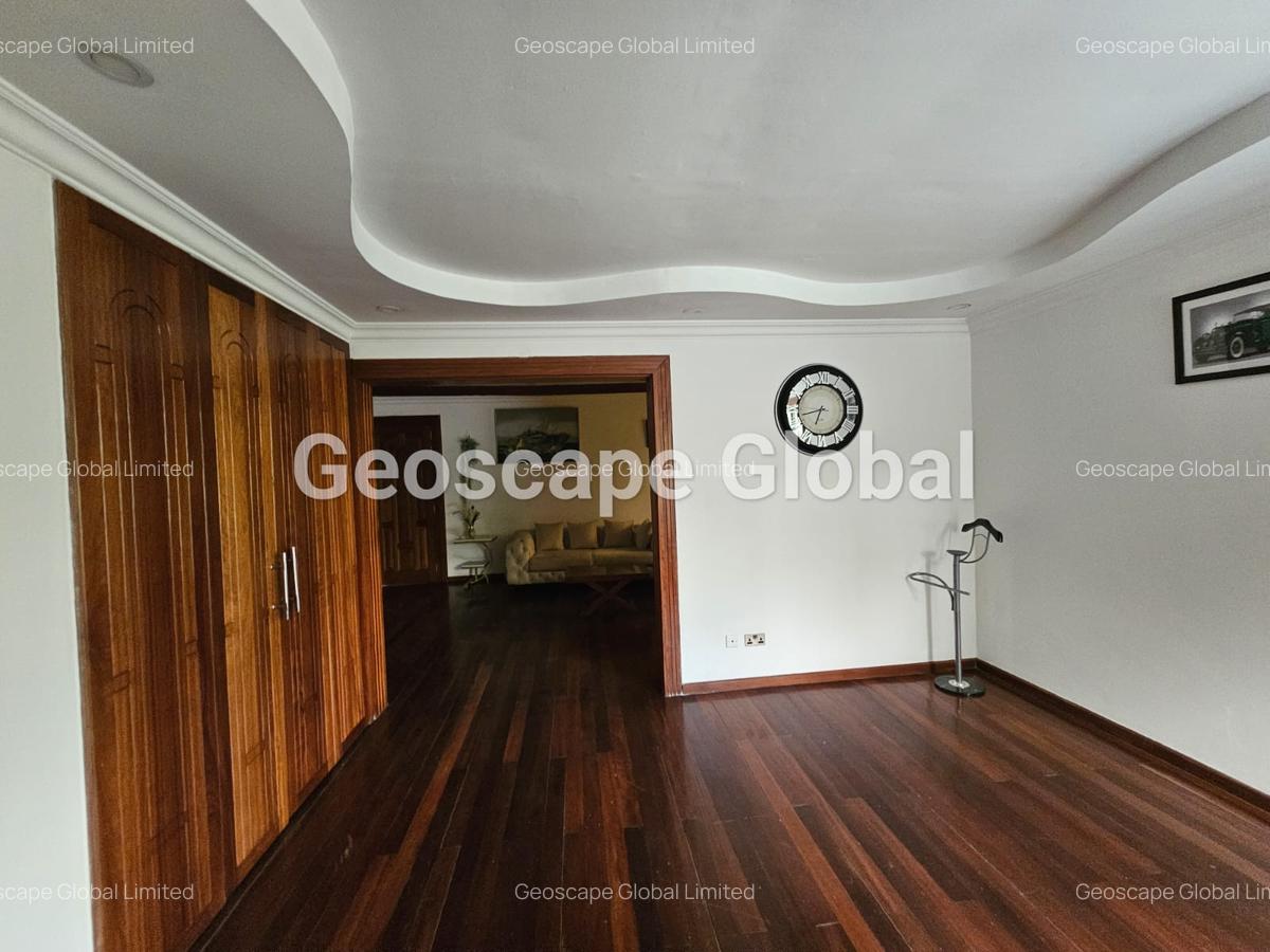 Commercial Property with Parking in Spring Valley - 10