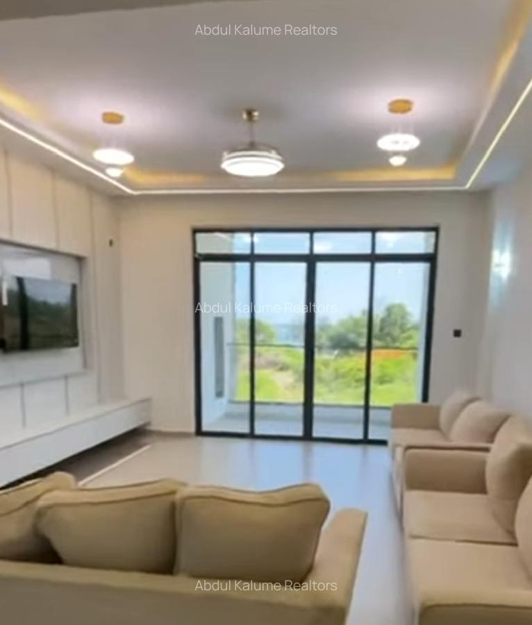 Serviced 2 Bed Apartment with En Suite at Shanzu - 4