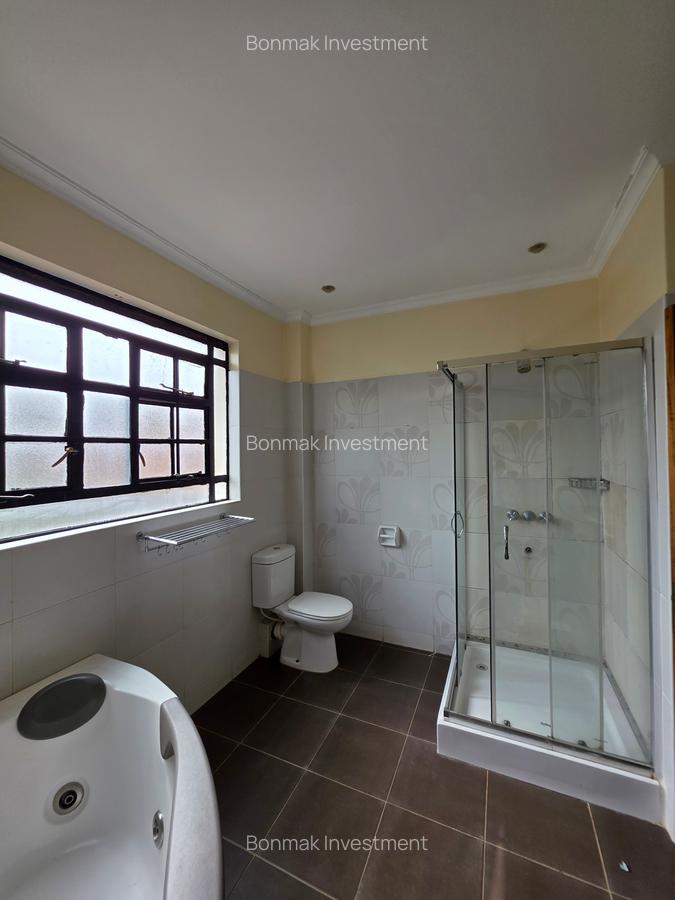 4 Bed Townhouse with En Suite at Lavington Green - 19