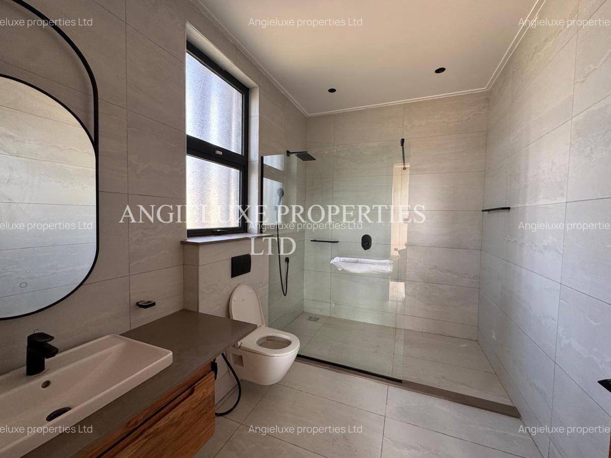 4 Bed Townhouse with En Suite at Loresho - 13