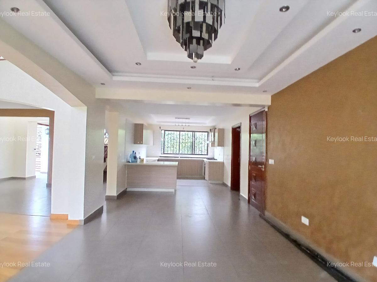 4 Bed Townhouse with En Suite at Lavington Green - 8