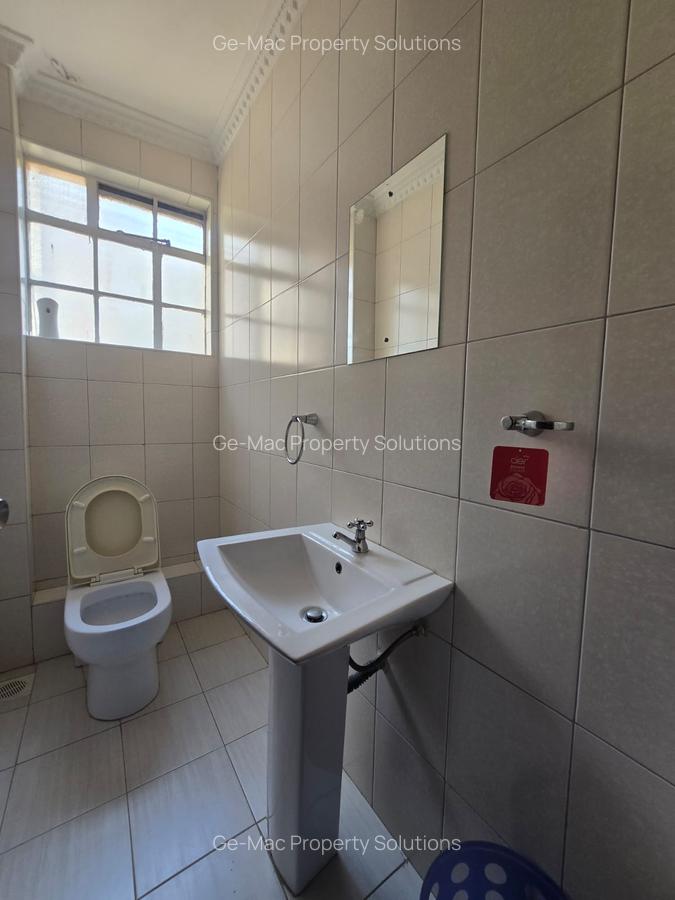 2 Bed Apartment with En Suite in Kileleshwa - 11