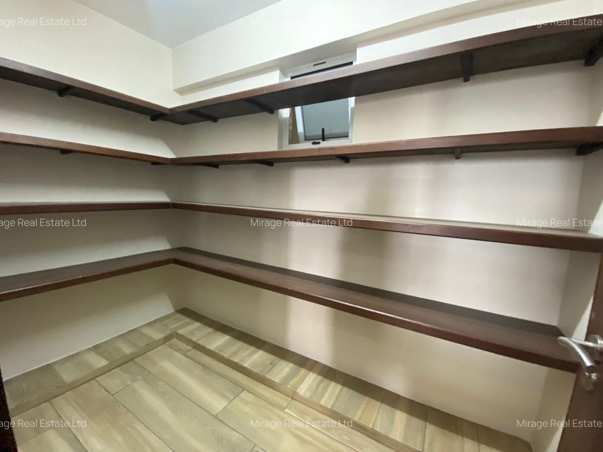3 Bed Apartment with En Suite in Parklands - 16