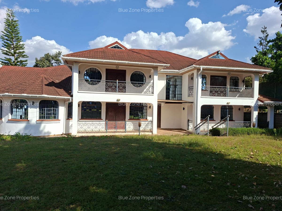 5 Bed House with En Suite at Close To Un - 1