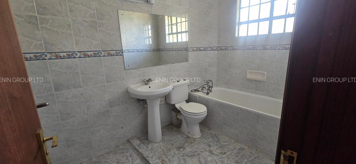 4 Bed Apartment with En Suite in Lavington - 14