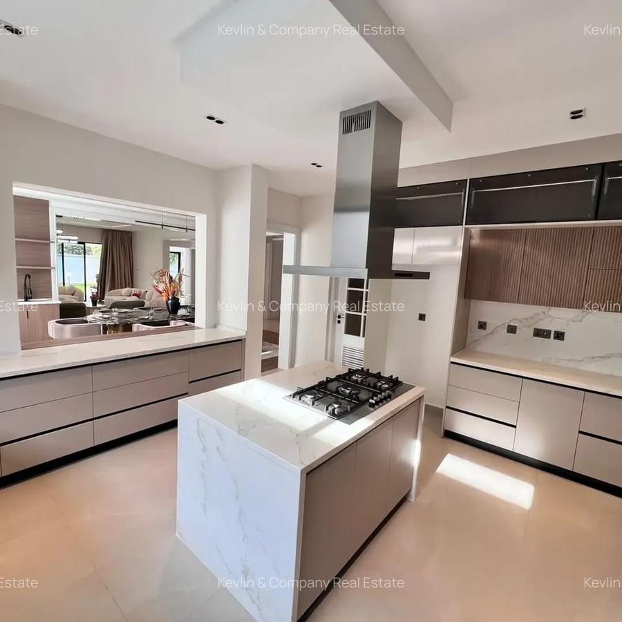 5 Bed Villa with En Suite in Runda - 7