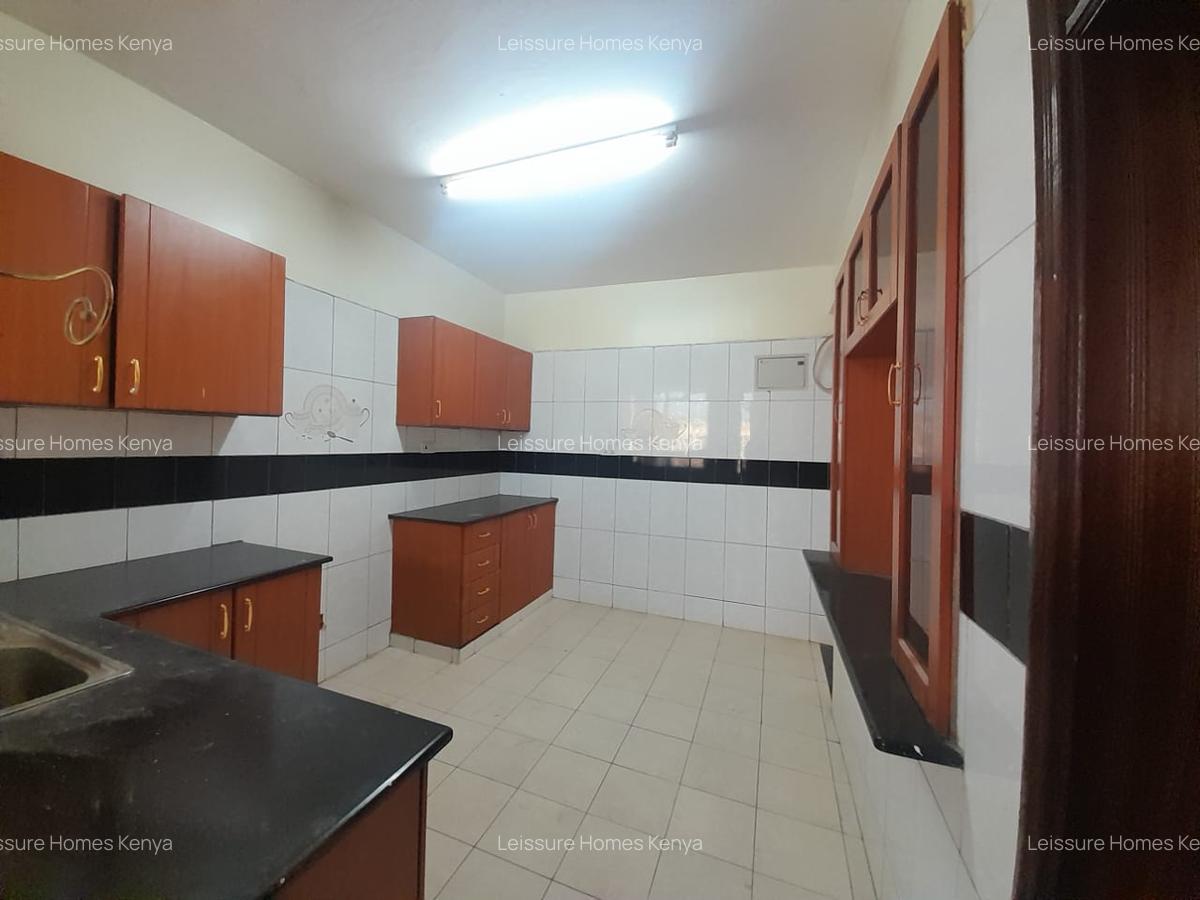 3 Bed Apartment with En Suite at Lenana Road - 12
