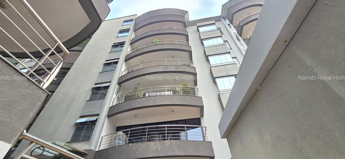 3 Bed Apartment with En Suite at Riverside Drive - 18